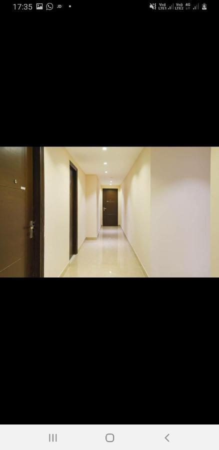 Aval International Hotel Gurgaon Bagian luar foto